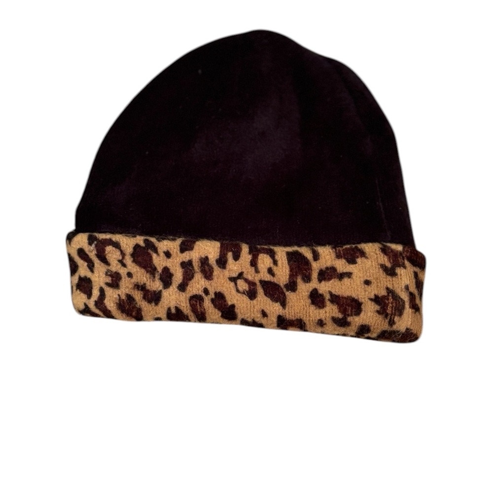 Women’s Leopard Print Black Beanie One Size